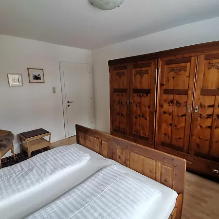 Scheiber Apartment *